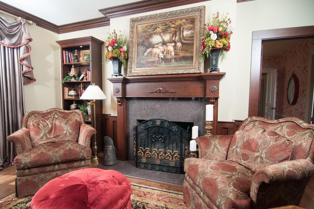 Greene Gables Inn White Hall Exterior foto